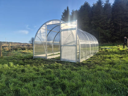 Sigma Lux 3m (width: 3 m, height: 2.10 m)
