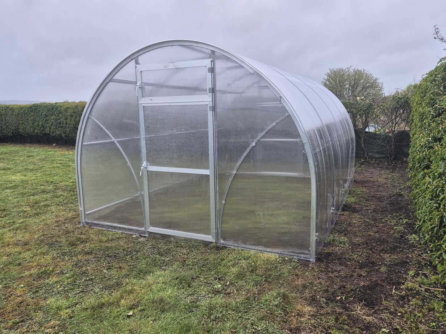 Sigma Lux 3m (width: 3 m, height: 2.10 m)