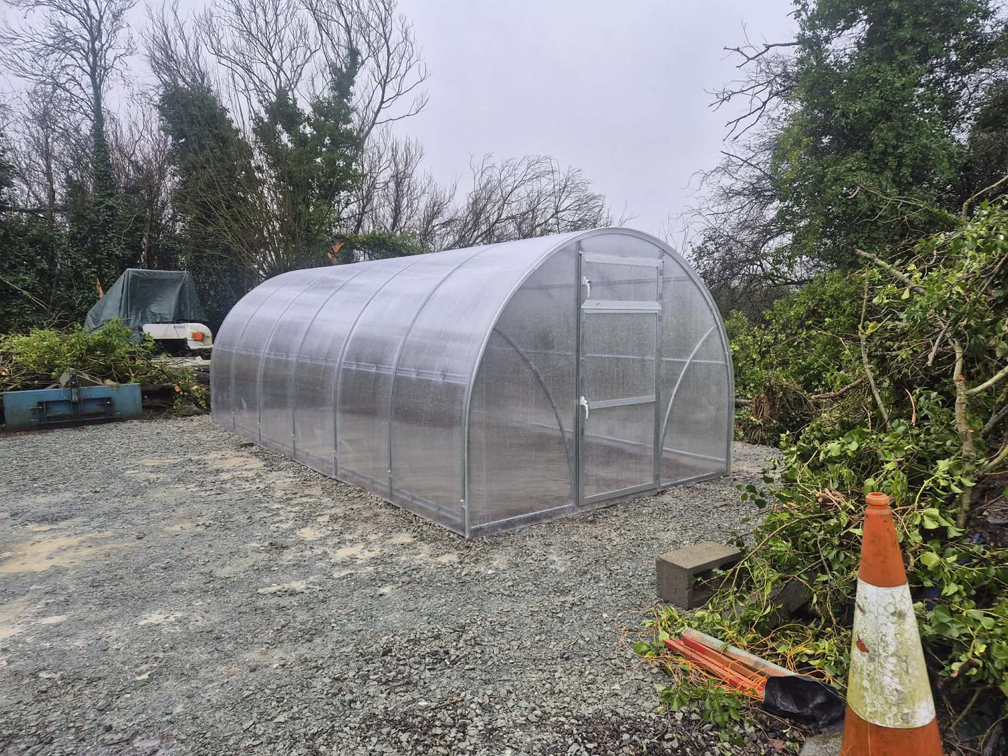 Sigma Lux 3m (width: 3 m, height: 2.10 m)