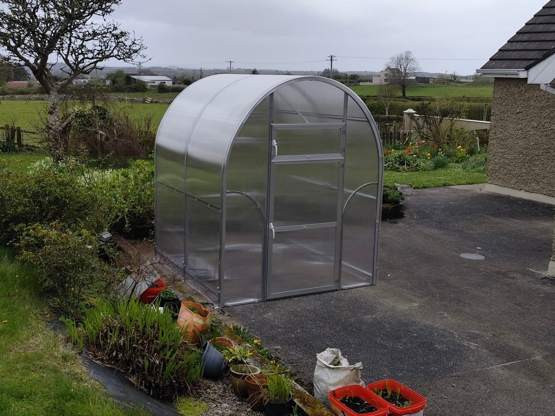 Sigma Lux 2m (width: 2 m, height: 2.4 m)