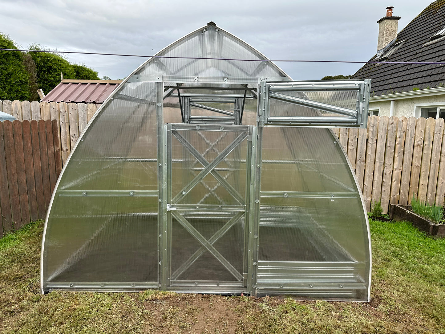 GREENHOUSE SUNGROW, 6M² (3M X 2M; 9.8FT X 6.5FT)