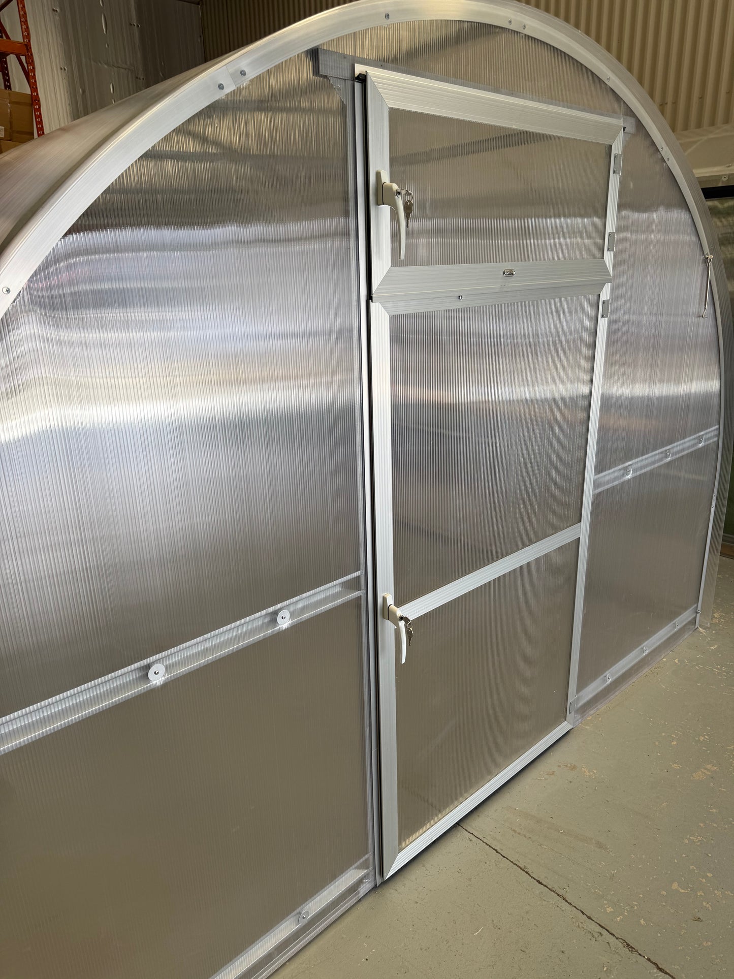 STRONG PREMIUM 12 M² (3M X 4M; 9.8FT X 13FT)