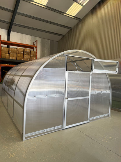 STRONG PREMIUM 42 M² (3M X 14M; 9.8FT X 39.4FT)