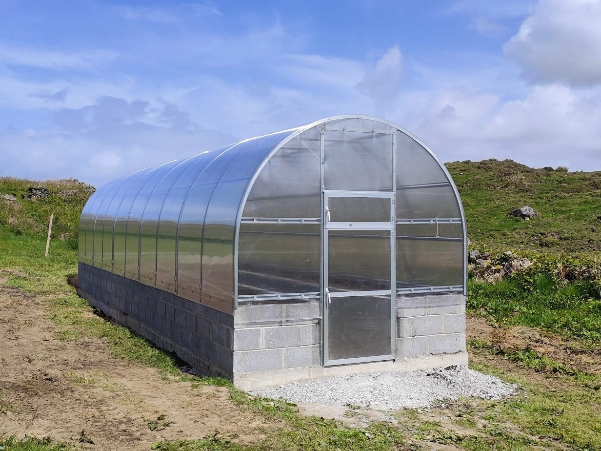 STRONG PREMIUM 24 M² 3M X 8M (9.8FT X 26FT)