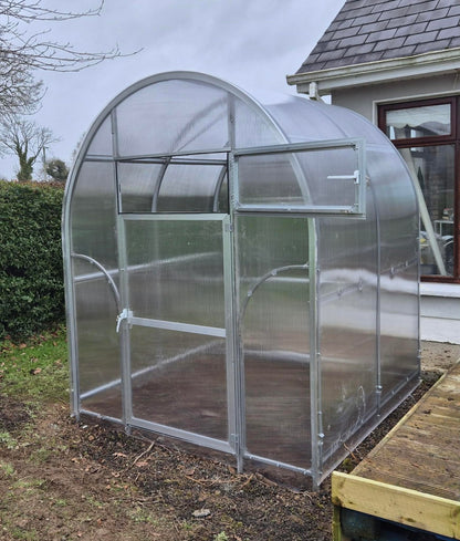 Sigma Lux 2m (width: 2 m, height: 2.4 m)