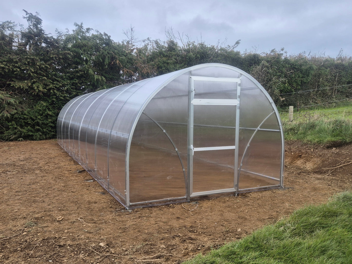 Sigma Lux 3m (width: 3 m, height: 2.10 m)