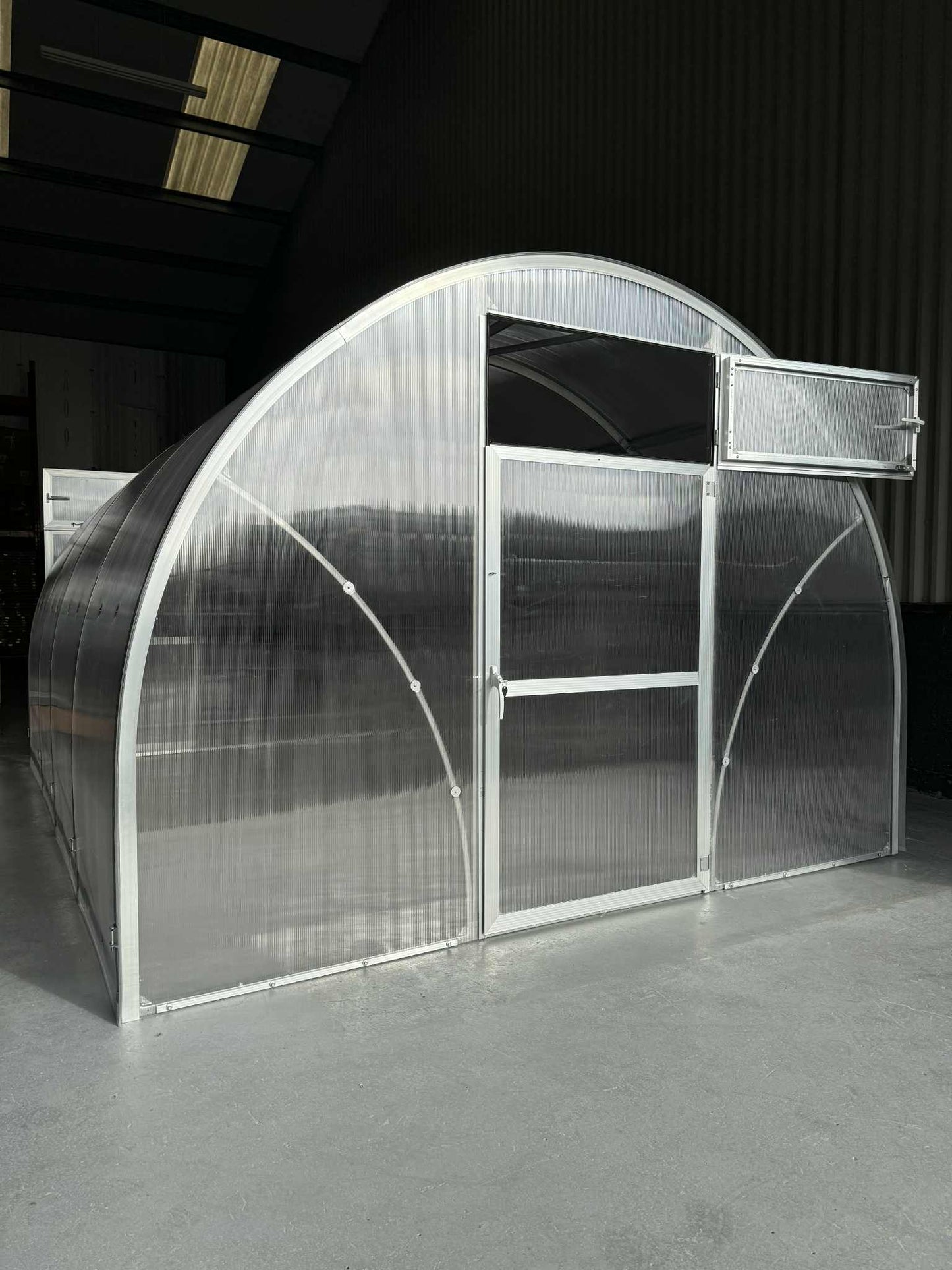 Sigma Lux 3m (width: 3 m, height: 2.10 m)