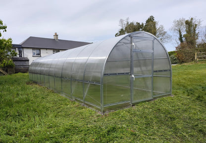 STRONG PREMIUM 42 M² (3M X 14M; 9.8FT X 39.4FT)