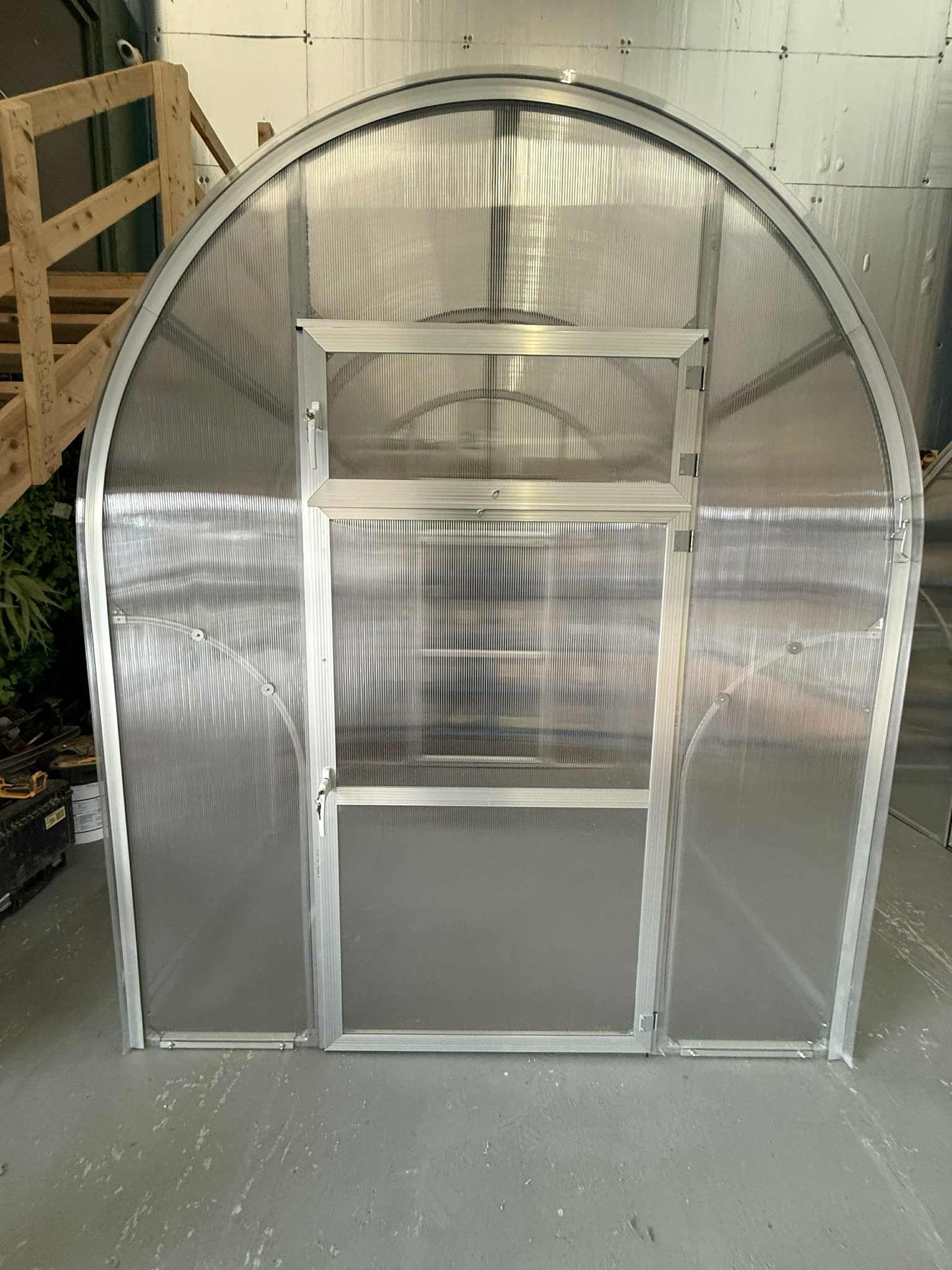Sigma Lux 2m (width: 2 m, height: 2.4 m)
