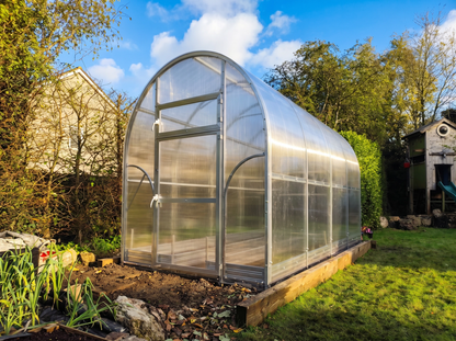 Sigma Lux 2m (width: 2 m, height: 2.4 m)