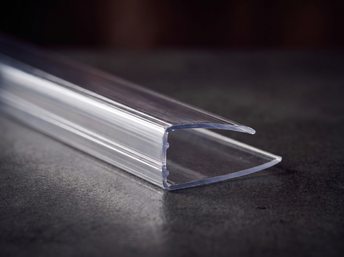 U profile for polycarbonate
