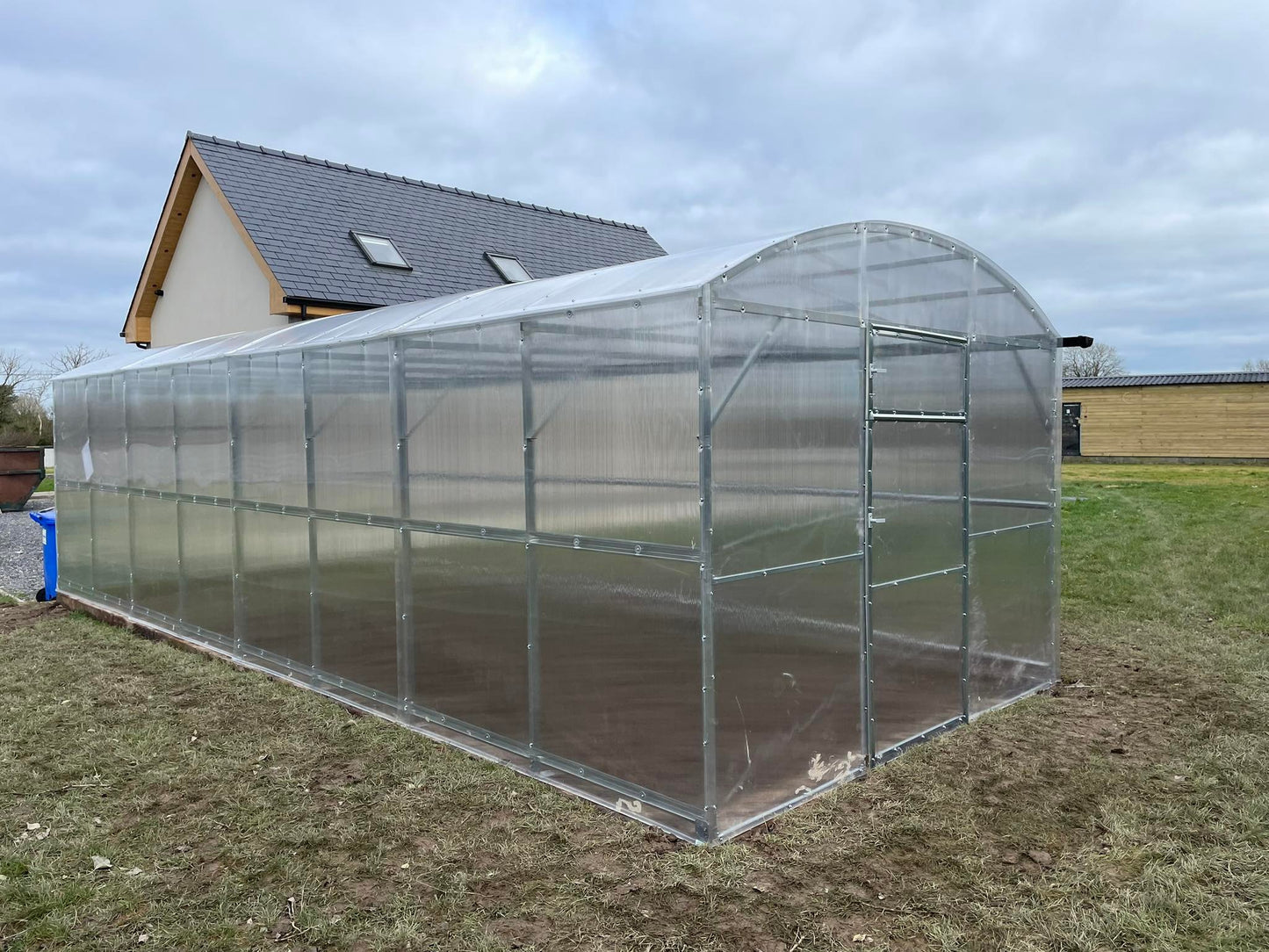 GREENHOUSE PRIMA-3 24 M² (3M X 8M; 9.8FT X 26FT)/ 6mm