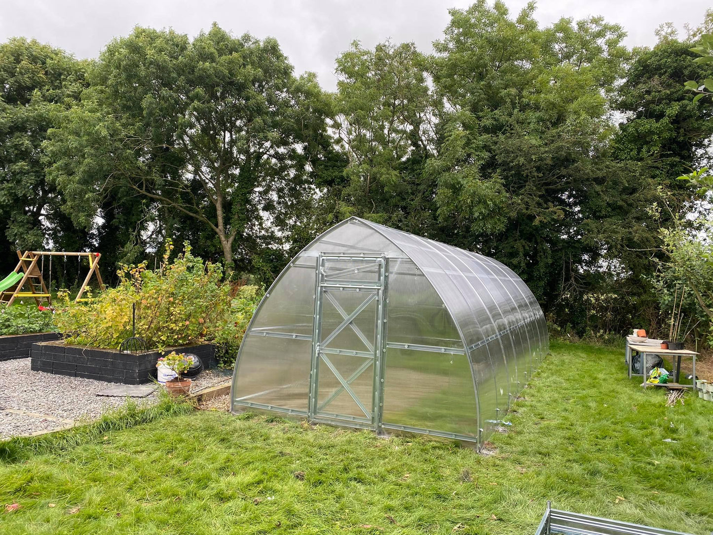 GREENHOUSE SUNGROW, 24 M² (3M X 8M; 9.8FT X 26FT)