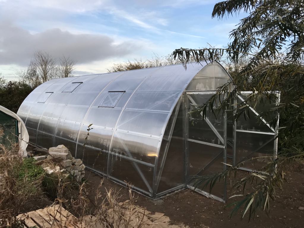 FARMER 5 (42.5M² - 5M X 8.5M; 16.4FT X 27.9FT)