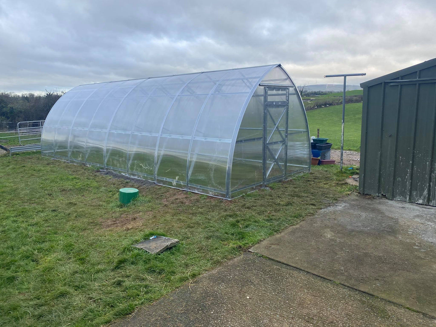 GREENHOUSE SUNGROW, 24 M² (3M X 8M; 9.8FT X 26FT)