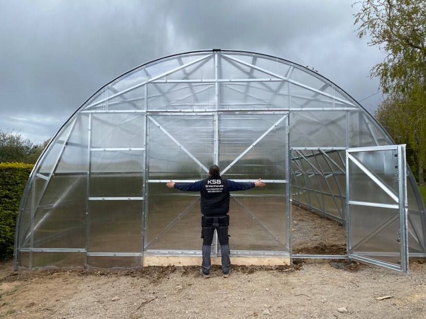 FARMER 7.5 (95.25M² - 7.5M X 12.7M; 24.6FT X 41.7FT)