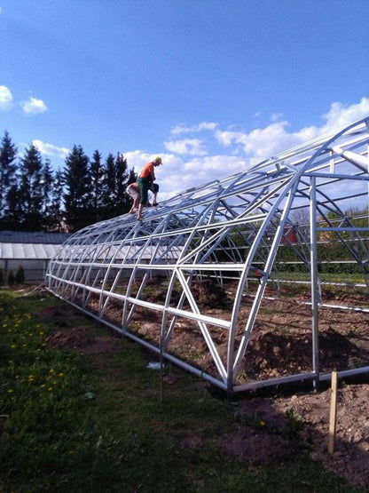 FARMER 7.5 (63.75M² - 7.5M X 8.5M; 24.6FT X 27.9FT)